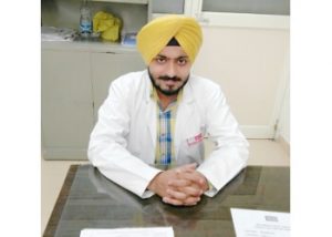 Dr. Harpreet Singh, MBBS, MD